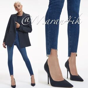 Good American GOOD WAIST
SKINNY JEANS High Rise Step Hem size 8 / 29